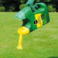Miracle-Gro EverGreen Complete 4-in-1 Lawn Food, Weed & Moss Killer Spreader - 80m2 6 Miracle-Gro EverGreen Complete 4-in-1 Lawn Food, Weed & Moss Killer Spreader - 80m2 -Garden Care Shop 12837541 3015012576757045