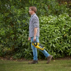 STANLEY FATMAX V20 18V Cordless Hedge Trimmer 55cm (Sfmcht855M1-Gb) 17 STANLEY FATMAX V20 18V Cordless Hedge Trimmer 55cm (Sfmcht855M1-Gb) -Garden Care Shop 12882306 1284843588963107