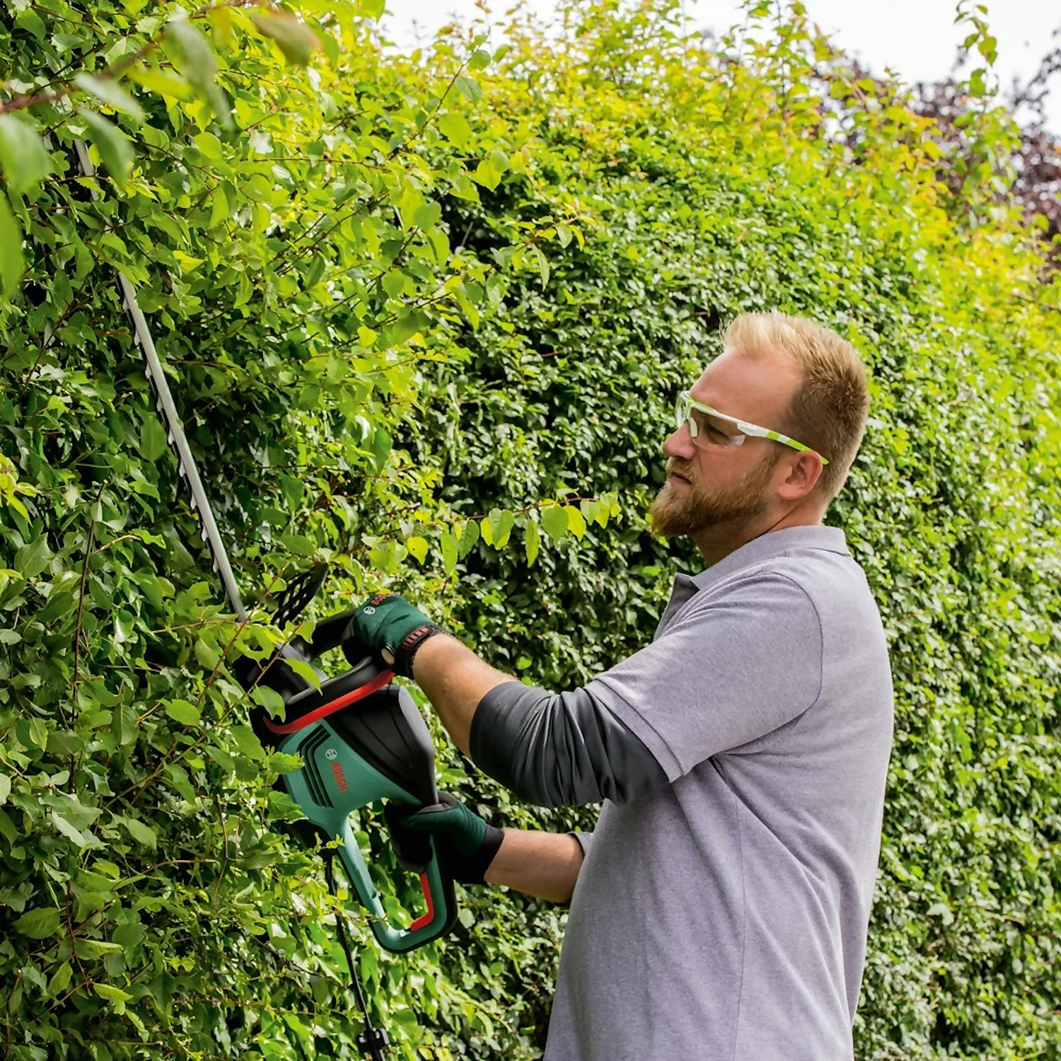 Bosch 500W Advanced HedgeCut 65 Hedge Trimmer 8 Bosch 500W Advanced HedgeCut 65 Hedge Trimmer - Image 8