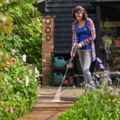 Bosch UniversalAquatak 135 High-Pressure Washer 18 Bosch UniversalAquatak 135 High-Pressure Washer -Garden Care Shop 12885390 1104960722769371