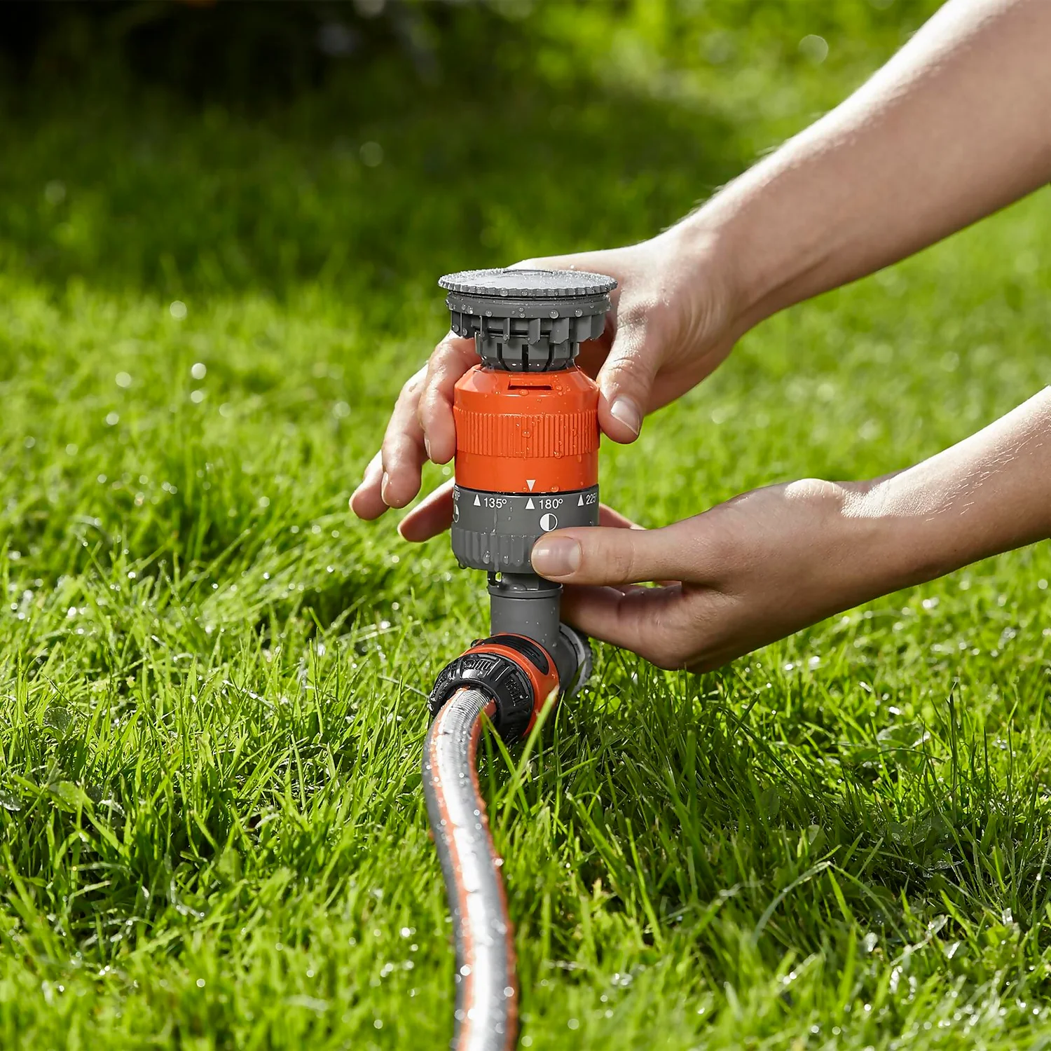 Gardena Comfort Circular Sprinkler Vario Spike 4 Gardena Comfort Circular Sprinkler Vario Spike - Image 4