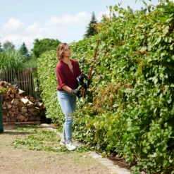 Worx WG260E.5 20V 2.0Ah Cordless Hedge Trimmer - 61cm 9 Worx WG260E.5 20V 2.0Ah Cordless Hedge Trimmer - 61cm -Garden Care Shop 13326412 7754900646480652